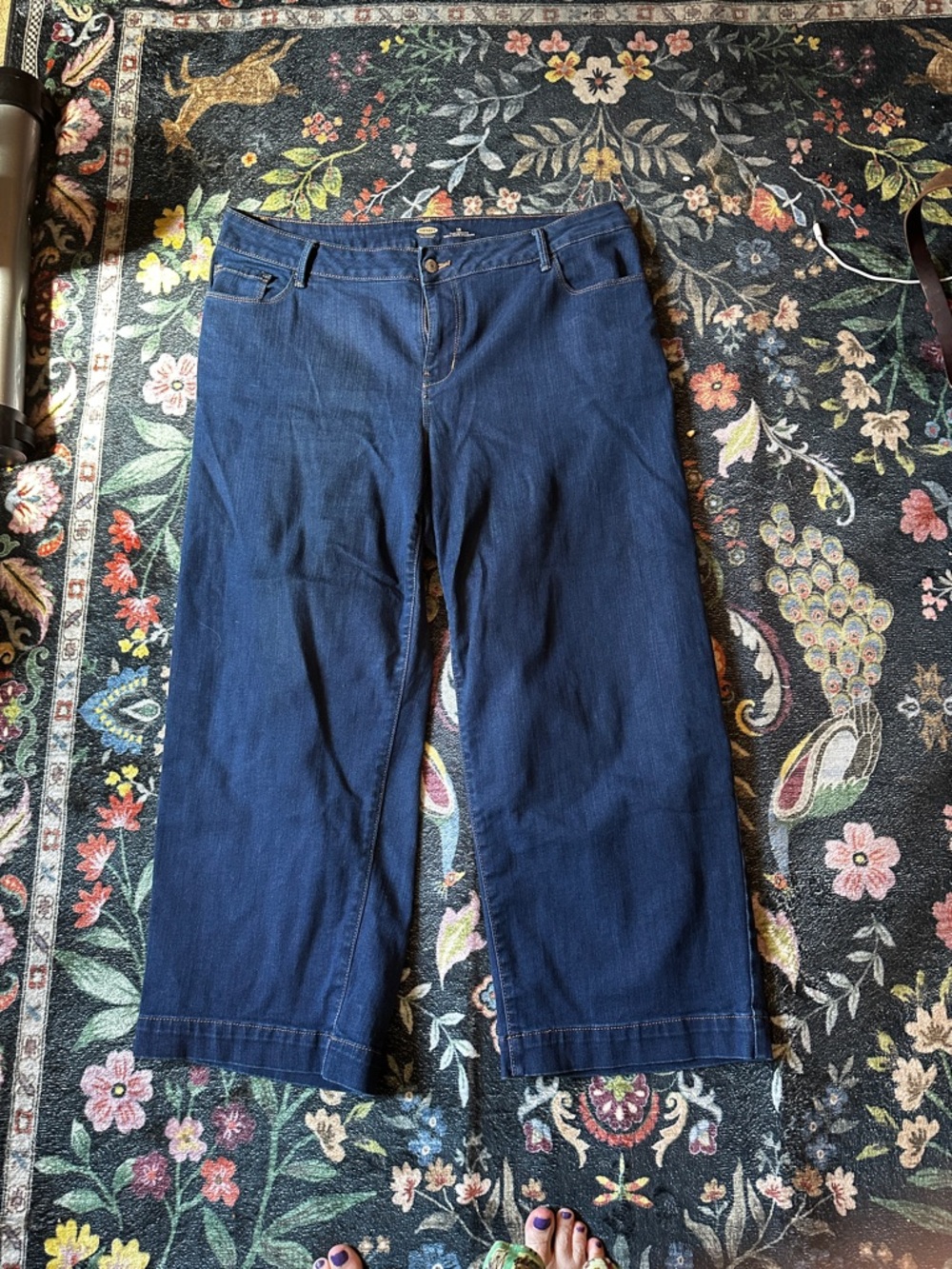 Old Navy Dark Blue Wide Leg crop Jeans